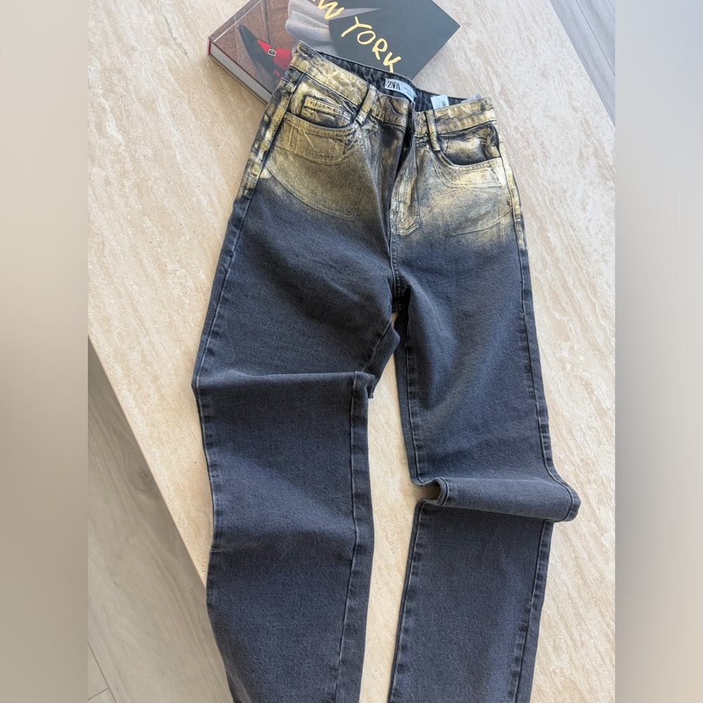 Zara Women's Straight Jeans in Gold and Black